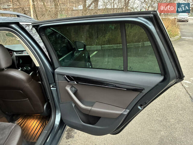 Сірий Шкода Октавія, об'ємом двигуна 1.97 л та пробігом 144 тис. км за 18700 $, фото 36 на Automoto.ua