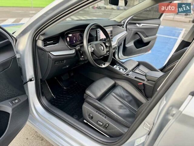 Серый Шкода Октавия, объемом двигателя 1.97 л и пробегом 150 тыс. км за 22900 $, фото 32 на Automoto.ua