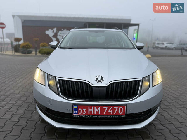Сірий Шкода Октавія, об'ємом двигуна 1.6 л та пробігом 247 тис. км за 14200 $, фото 8 на Automoto.ua