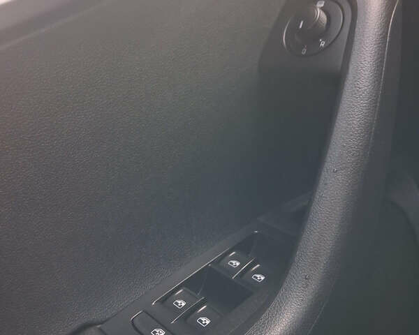 Сірий Шкода Октавія, об'ємом двигуна 1.97 л та пробігом 86 тис. км за 18999 $, фото 14 на Automoto.ua