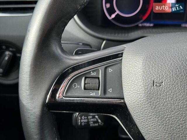 Сірий Шкода Октавія, об'ємом двигуна 1.97 л та пробігом 150 тис. км за 20900 $, фото 31 на Automoto.ua