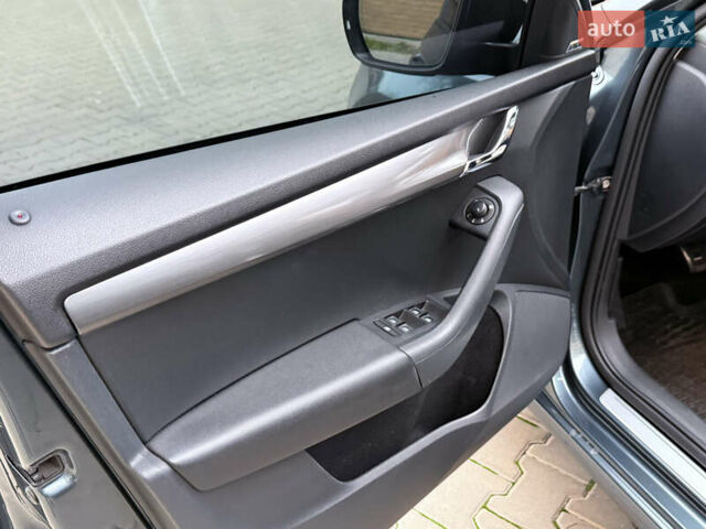 Серый Шкода Октавия, объемом двигателя 1.97 л и пробегом 283 тыс. км за 17499 $, фото 72 на Automoto.ua