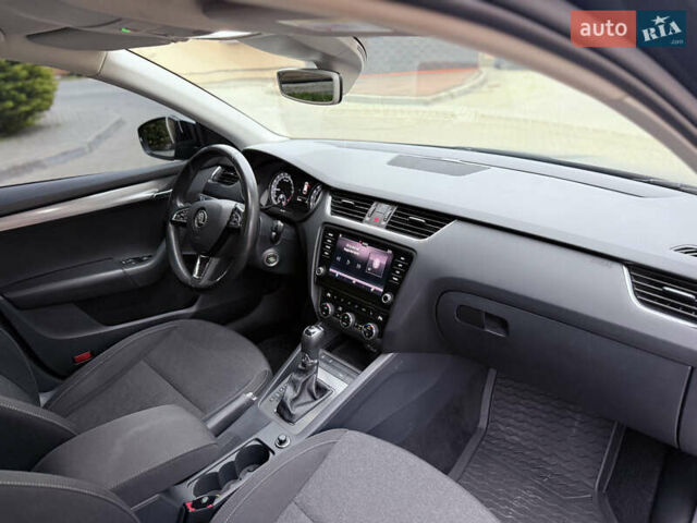 Серый Шкода Октавия, объемом двигателя 1.97 л и пробегом 283 тыс. км за 17499 $, фото 79 на Automoto.ua