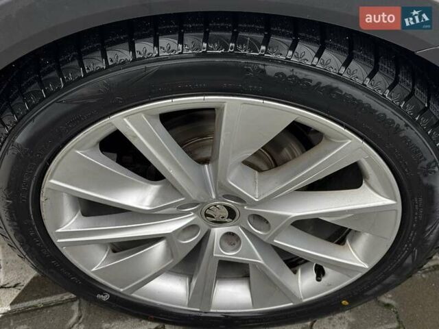 Шкода Октавія 2020 у Хмельницькому на Automoto.ua Сірий Шкода Октавія, об'ємом двигуна 1.97 л та пробігом 180 тис. км за 25800 $, фото 15 на Automoto.ua