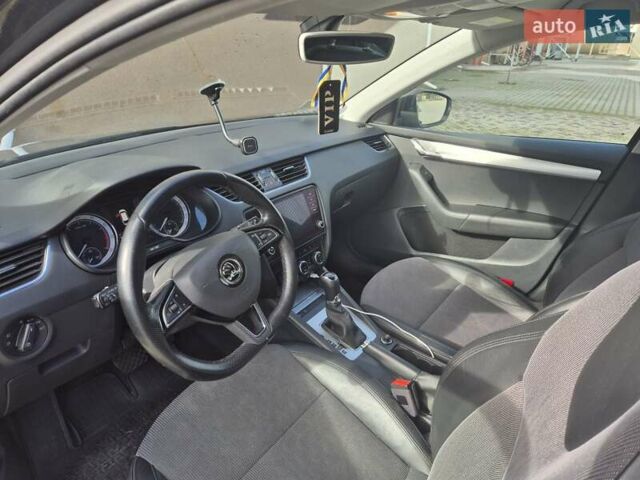 Серый Шкода Октавия, объемом двигателя 1.5 л и пробегом 250 тыс. км за 16000 $, фото 3 на Automoto.ua
