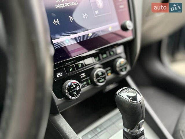 Серый Шкода Октавия, объемом двигателя 1.97 л и пробегом 283 тыс. км за 17499 $, фото 74 на Automoto.ua