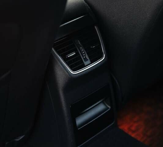 Шкода Октавия 2020 в Киеве на Automoto.ua Серый Шкода Октавия, объемом двигателя 1.97 л и пробегом 273 тыс. км за 15300 $, фото 45 на Automoto.ua
