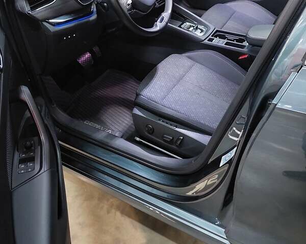 Серый Шкода Октавия, объемом двигателя 2 л и пробегом 206 тыс. км за 22700 $, фото 58 на Automoto.ua