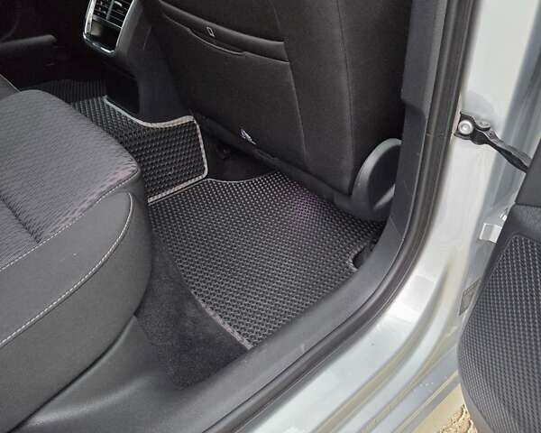 Сірий Шкода Октавія, об'ємом двигуна 2.01 л та пробігом 193 тис. км за 21200 $, фото 25 на Automoto.ua