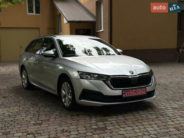 Шкода Октавія 2020 у Тячеве на Automoto.ua Сірий Шкода Октавія, об'ємом двигуна 2 л та пробігом 190 тис. км за 17500 $, фото 5 на Automoto.ua