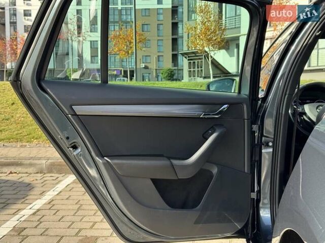 Сірий Шкода Октавія, об'ємом двигуна 1.97 л та пробігом 150 тис. км за 20900 $, фото 75 на Automoto.ua