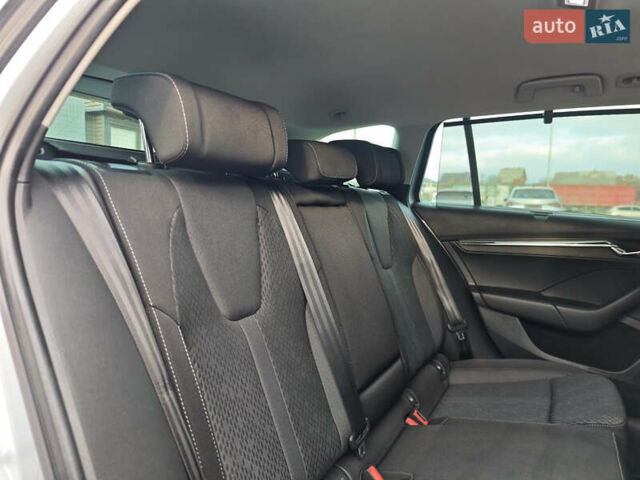 Серый Шкода Октавия, объемом двигателя 2 л и пробегом 166 тыс. км за 19900 $, фото 68 на Automoto.ua