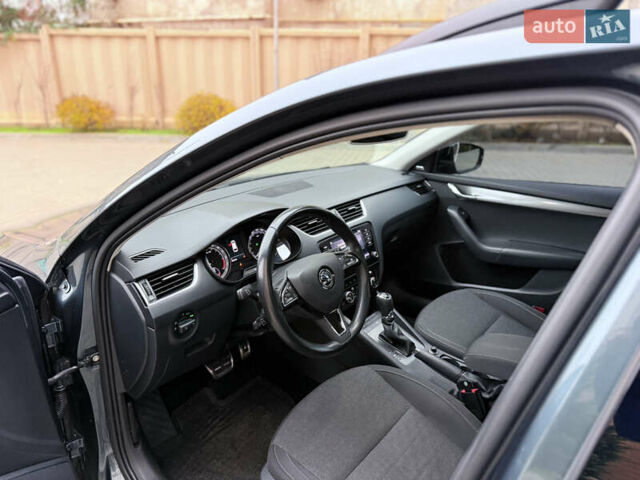 Серый Шкода Октавия, объемом двигателя 1.97 л и пробегом 283 тыс. км за 17499 $, фото 17 на Automoto.ua