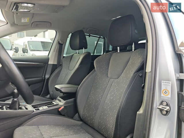 Серый Шкода Октавия, объемом двигателя 2 л и пробегом 166 тыс. км за 19900 $, фото 22 на Automoto.ua