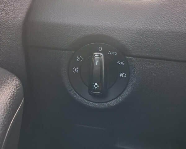 Сірий Шкода Октавія, об'ємом двигуна 1.97 л та пробігом 86 тис. км за 18999 $, фото 13 на Automoto.ua