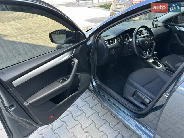 Сірий Шкода Октавія, об'ємом двигуна 0 л та пробігом 237 тис. км за 19900 $, фото 15 на Automoto.ua