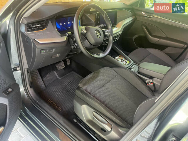 Сірий Шкода Октавія, об'ємом двигуна 1.97 л та пробігом 251 тис. км за 19500 $, фото 27 на Automoto.ua