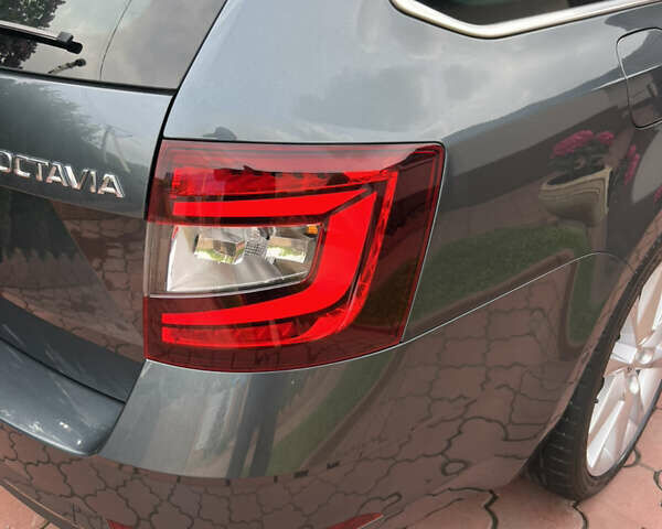 Серый Шкода Октавия, объемом двигателя 1.98 л и пробегом 202 тыс. км за 18499 $, фото 16 на Automoto.ua