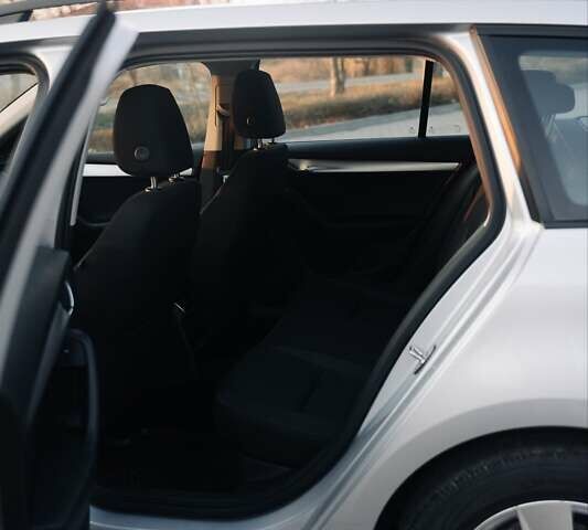 Шкода Октавия 2020 в Киеве на Automoto.ua Серый Шкода Октавия, объемом двигателя 1.97 л и пробегом 273 тыс. км за 15300 $, фото 23 на Automoto.ua