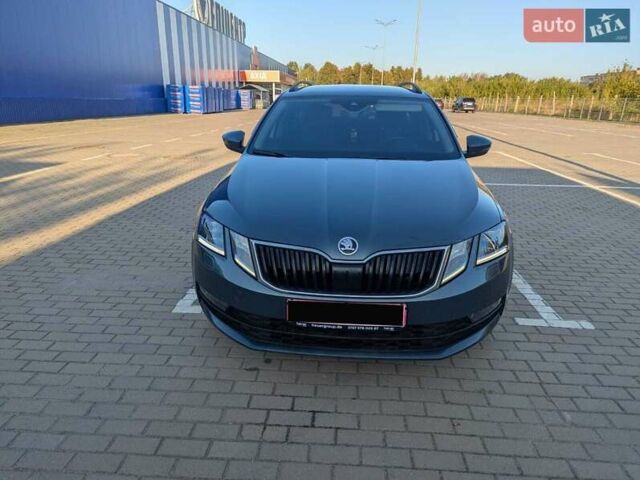 Серый Шкода Октавия, объемом двигателя 2 л и пробегом 203 тыс. км за 16900 $, фото 3 на Automoto.ua