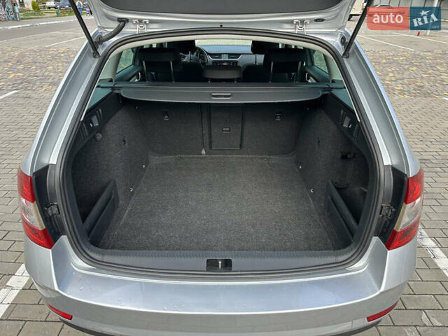 Серый Шкода Октавия, объемом двигателя 2 л и пробегом 185 тыс. км за 17500 $, фото 33 на Automoto.ua