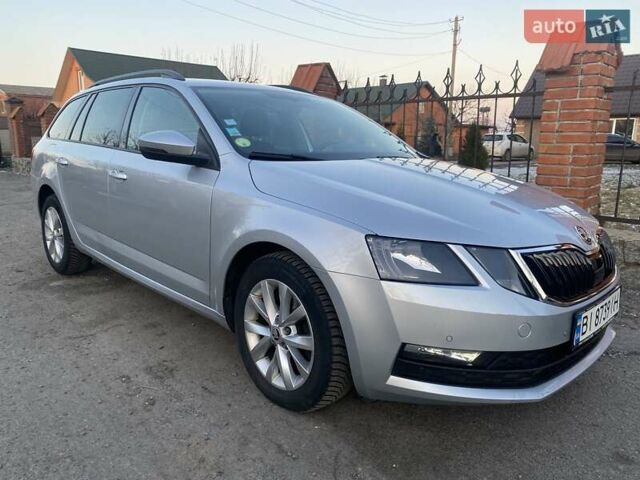 Серый Шкода Октавия, объемом двигателя 1.97 л и пробегом 259 тыс. км за 15500 $, фото 2 на Automoto.ua
