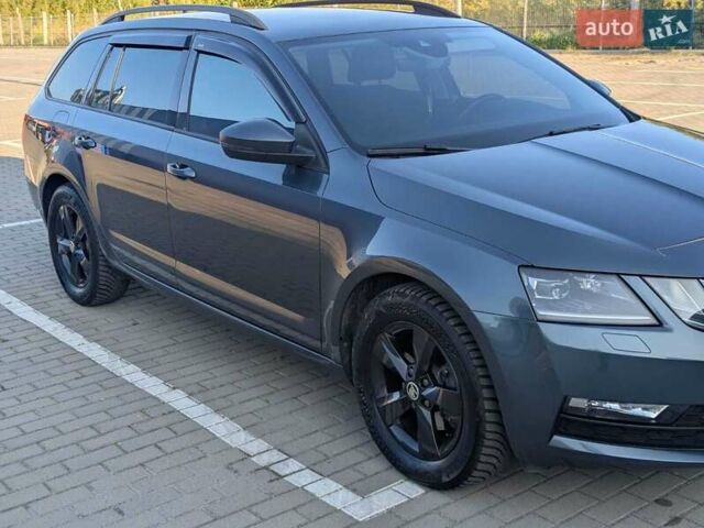 Серый Шкода Октавия, объемом двигателя 2 л и пробегом 203 тыс. км за 16900 $, фото 5 на Automoto.ua