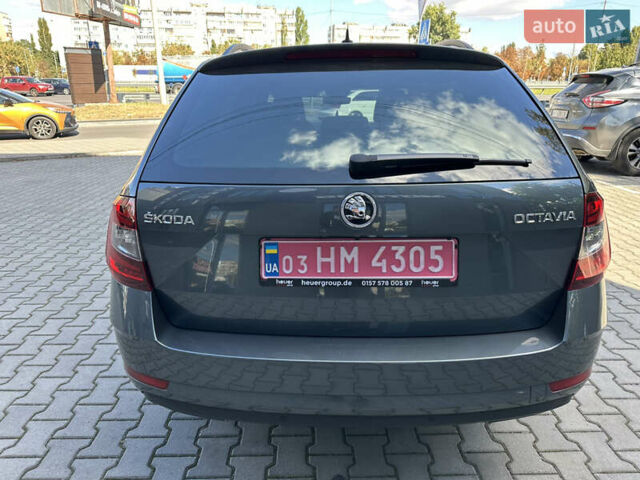 Сірий Шкода Октавія, об'ємом двигуна 0 л та пробігом 237 тис. км за 19900 $, фото 6 на Automoto.ua