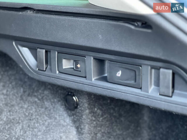 Шкода Октавия 2020 в Киеве на Automoto.ua Серый Шкода Октавия, объемом двигателя 1.97 л и пробегом 227 тыс. км за 20500 $, фото 41 на Automoto.ua