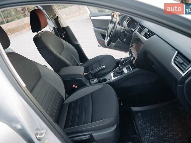 Шкода Октавия 2020 в Киеве на Automoto.ua Серый Шкода Октавия, объемом двигателя 1.97 л и пробегом 273 тыс. км за 15300 $, фото 41 на Automoto.ua