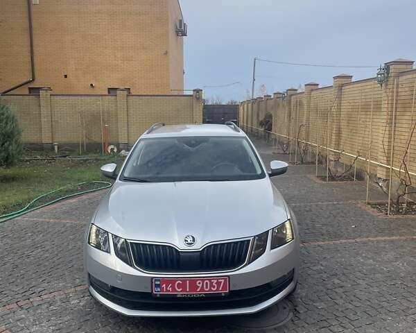 Сірий Шкода Октавія, об'ємом двигуна 1.6 л та пробігом 189 тис. км за 15499 $, фото 3 на Automoto.ua