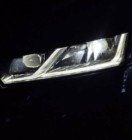 Сірий Шкода Октавія, об'ємом двигуна 1.4 л та пробігом 51 тис. км за 26995 $, фото 2 на Automoto.ua