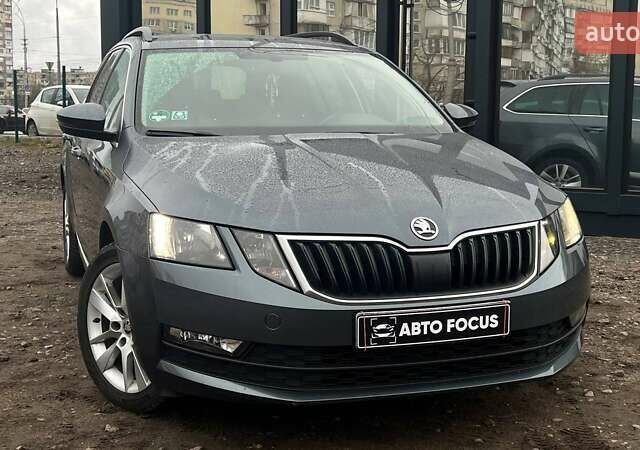 Серый Шкода Октавия, объемом двигателя 1.5 л и пробегом 255 тыс. км за 15990 $, фото 6 на Automoto.ua