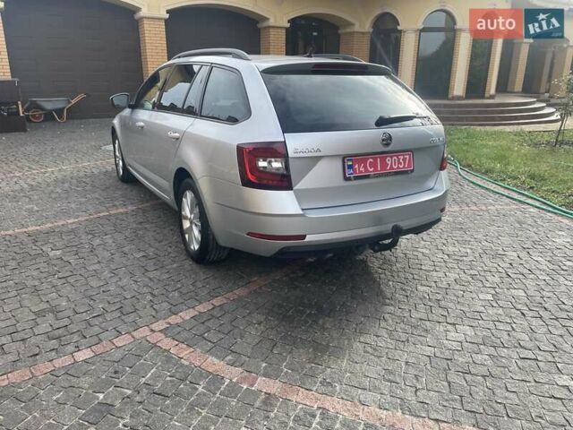 Сірий Шкода Октавія, об'ємом двигуна 1.6 л та пробігом 189 тис. км за 15499 $, фото 4 на Automoto.ua