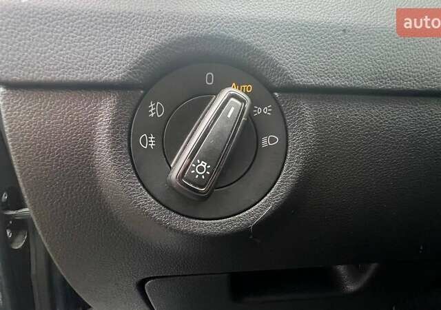 Серый Шкода Октавия, объемом двигателя 1.5 л и пробегом 255 тыс. км за 15990 $, фото 13 на Automoto.ua