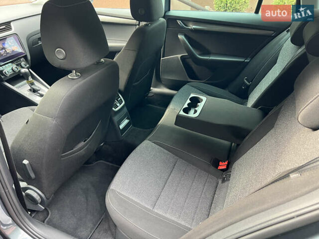 Серый Шкода Октавия, объемом двигателя 1.98 л и пробегом 202 тыс. км за 18499 $, фото 29 на Automoto.ua