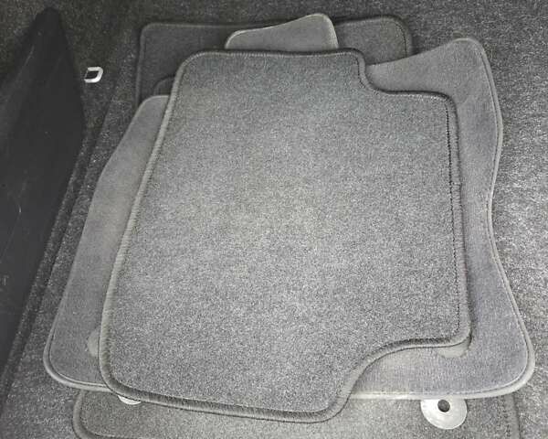 Сірий Шкода Октавія, об'ємом двигуна 2.01 л та пробігом 193 тис. км за 21200 $, фото 29 на Automoto.ua