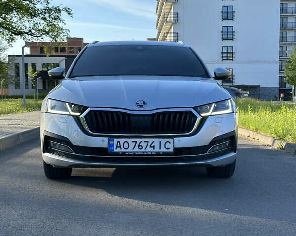 Сірий Шкода Октавія, об'ємом двигуна 1.97 л та пробігом 260 тис. км за 19999 $, фото 1 на Automoto.ua