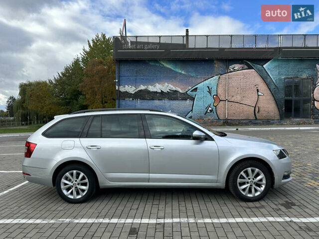 Серый Шкода Октавия, объемом двигателя 2 л и пробегом 185 тыс. км за 17500 $, фото 6 на Automoto.ua