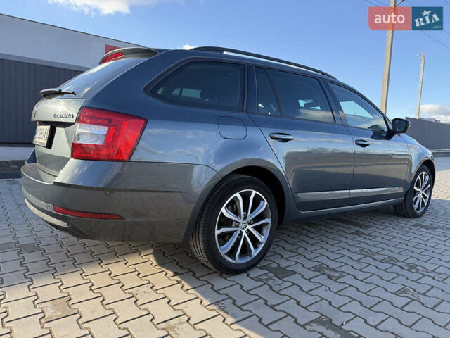 Серый Шкода Октавия, объемом двигателя 1.61 л и пробегом 230 тыс. км за 13900 $, фото 2 на Automoto.ua