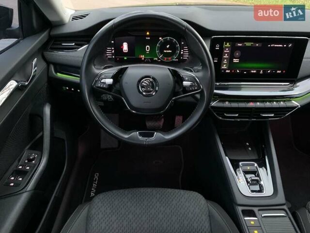 Сірий Шкода Октавія, об'ємом двигуна 2 л та пробігом 99 тис. км за 23350 $, фото 16 на Automoto.ua