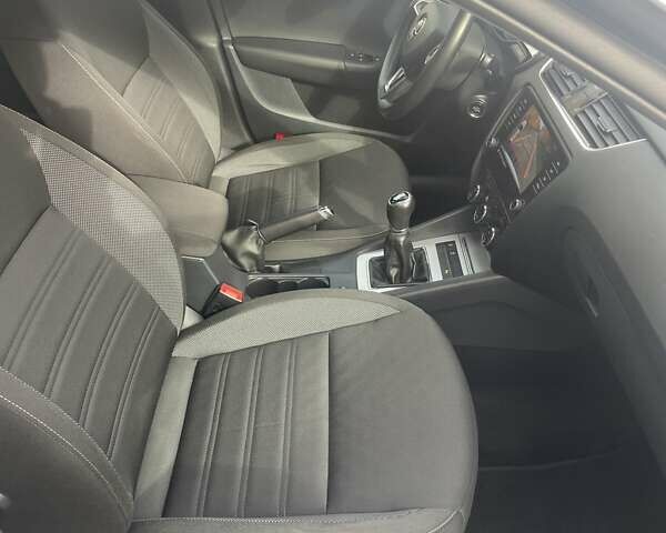 Сірий Шкода Октавія, об'ємом двигуна 1.6 л та пробігом 189 тис. км за 15499 $, фото 15 на Automoto.ua