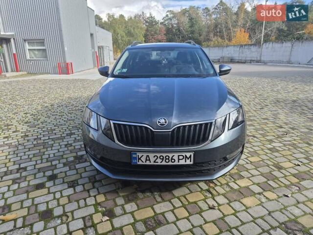 Серый Шкода Октавия, объемом двигателя 1.5 л и пробегом 250 тыс. км за 16000 $, фото 8 на Automoto.ua