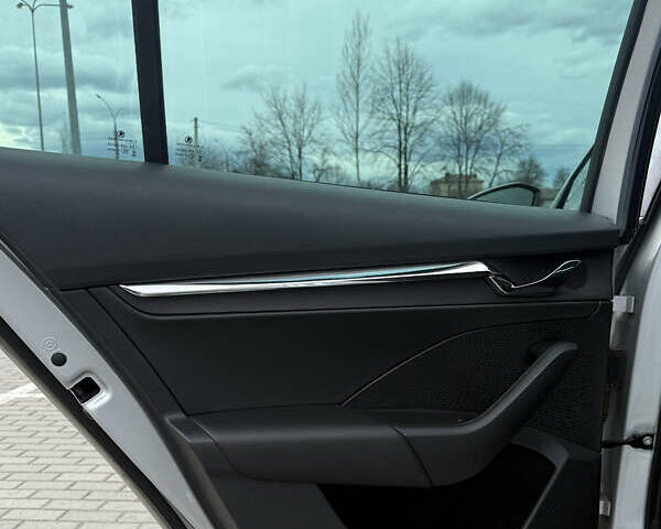 Шкода Октавия 2020 в Ивано-Франковске на Automoto.ua Серый Шкода Октавия, объемом двигателя 1.97 л и пробегом 142 тыс. км за 23100 $, фото 30 на Automoto.ua