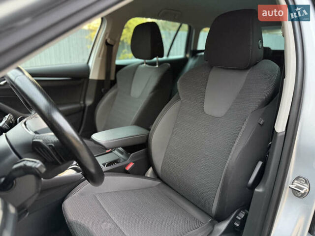 Сірий Шкода Октавія, об'ємом двигуна 1.97 л та пробігом 221 тис. км за 17800 $, фото 23 на Automoto.ua