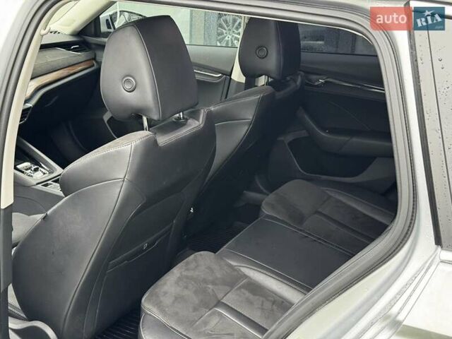 Шкода Октавія 2020 у Хмельницькому на Automoto.ua Сірий Шкода Октавія, об'ємом двигуна 1.97 л та пробігом 180 тис. км за 25800 $, фото 10 на Automoto.ua