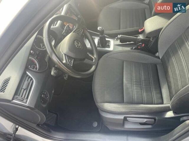 Сірий Шкода Октавія, об'ємом двигуна 1.6 л та пробігом 189 тис. км за 15499 $, фото 20 на Automoto.ua