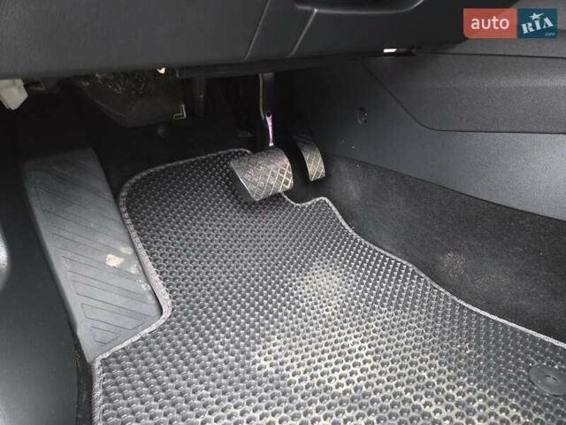 Сірий Шкода Октавія, об'ємом двигуна 2.01 л та пробігом 193 тис. км за 21200 $, фото 42 на Automoto.ua