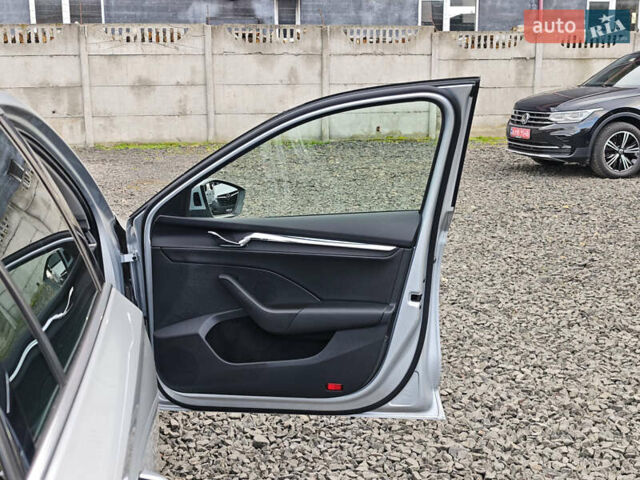 Серый Шкода Октавия, объемом двигателя 2 л и пробегом 166 тыс. км за 19900 $, фото 69 на Automoto.ua