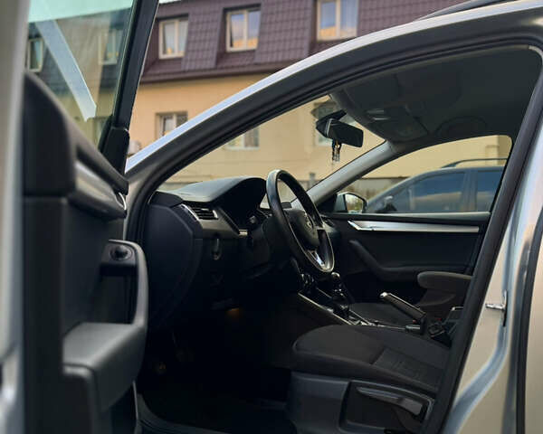 Сірий Шкода Октавія, об'ємом двигуна 1.6 л та пробігом 239 тис. км за 13950 $, фото 10 на Automoto.ua